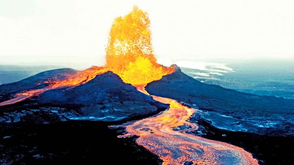 Стали известны первые жертвы от извержения вулкана на Гавайях