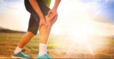 Названы симптомы самых распространенных заболеваний коленей