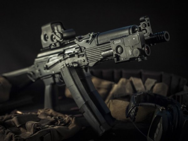 В сети появилось видео испытания пистолета-пулемета «Витязь» от «Калашникова»