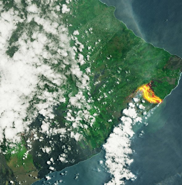 Извержение вулкана Килауза на Гавайах показали из космоса