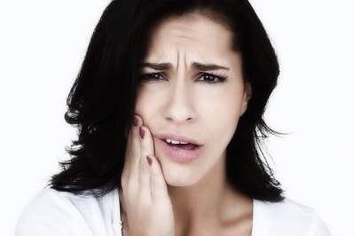 Названы эффективные домашние средства от зубной боли