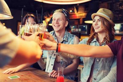 Новое исследование дало неожиданные результаты о вреде алкоголя