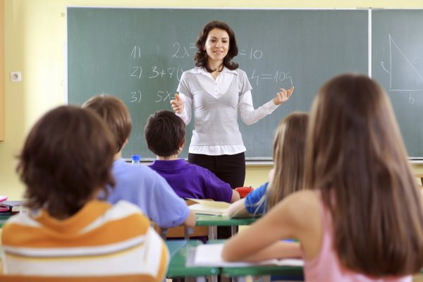Эксперт: За что можно уволить педагога