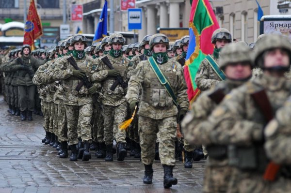 На Украине запретили советские праздники в армейских частях