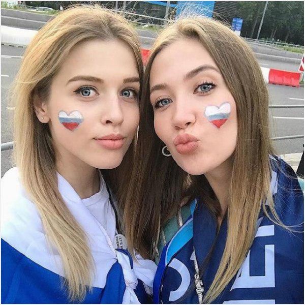 Милые, красивые и не из порно: Русские болельщицы ЧМ-2018 взрывают соцсети своими фото
