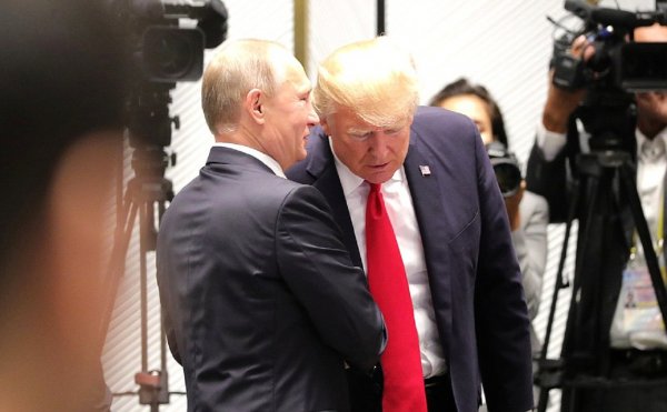 Эксперты назвали три государства, где может состояться встреча Путина и Трампа