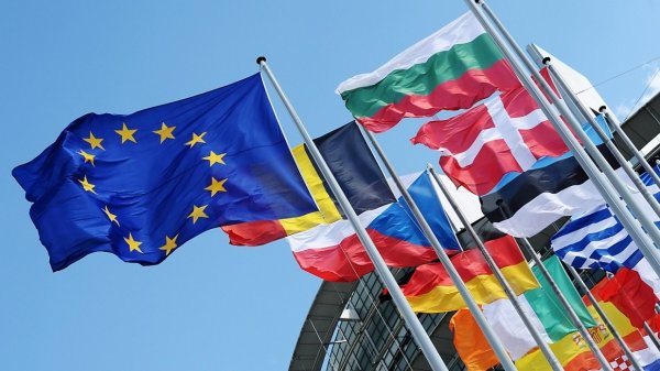 Семченко: Великобритания и ЕС отправили Порошенко в утиль