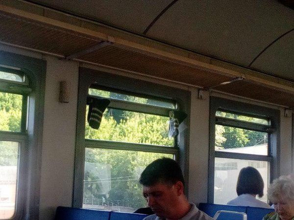 «Электричка-вонючка»: Житель Перми показал суровый местный ароматизатор