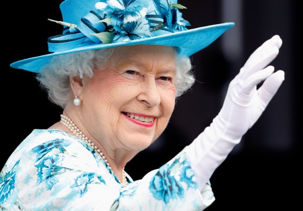 Королева Елизавета II сообщила о любимом сериале, чем и удивила фанатов