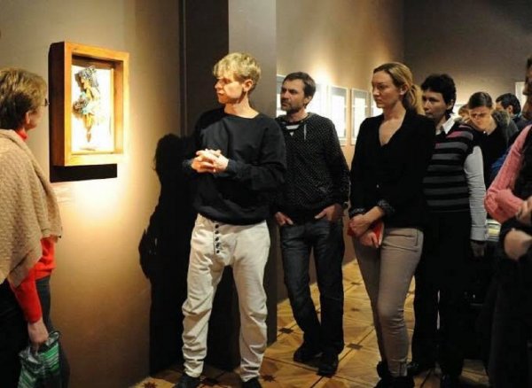 Глава галереи на Солянке оставил пост после отмены выставки о пытках
