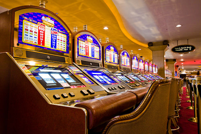 Особенности игровых автоматов казино Вулкан